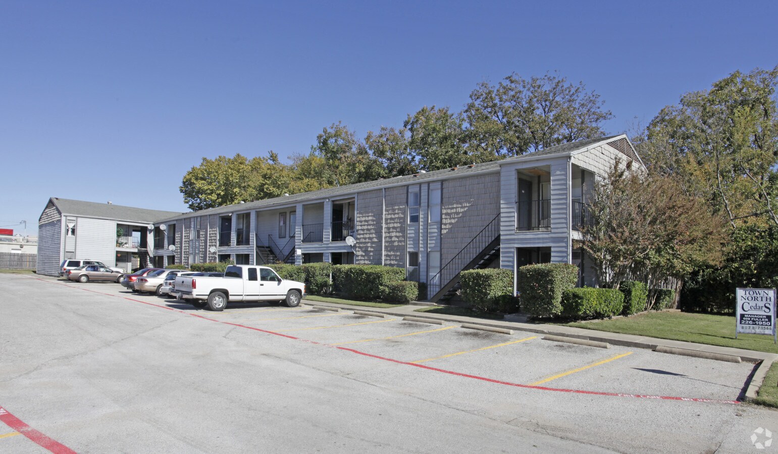 Mustang Flats - Mustang Flats Apartments