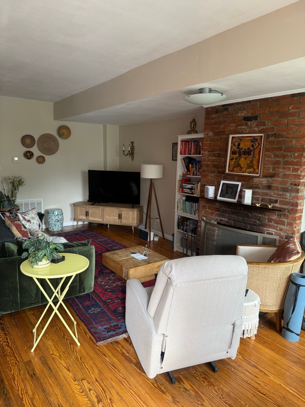 Building Photo - 726 F St NW Rental