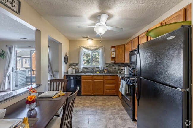 2BR, 1.5BA - 1,100SF - Kitchen