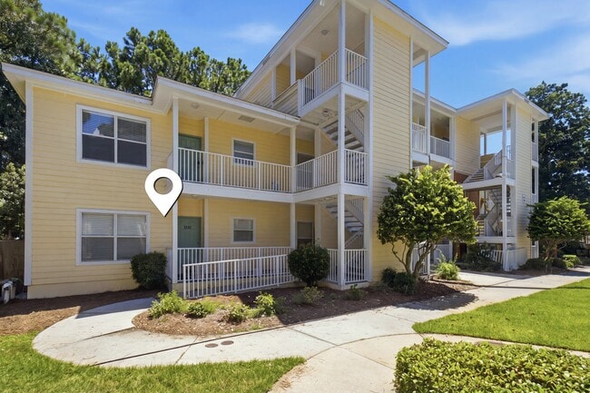 Building Photo - 200 Sandestin Ln