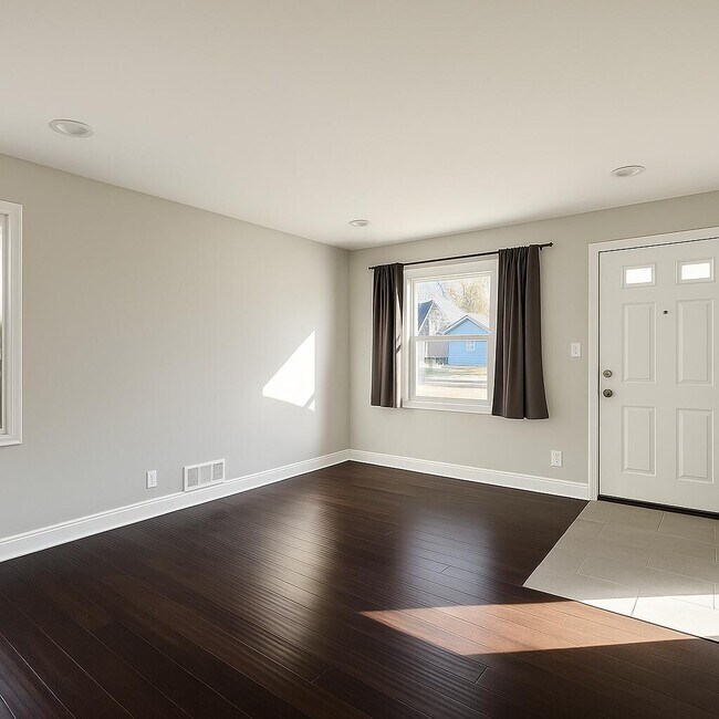 Photo - 1473 E Harry Ave