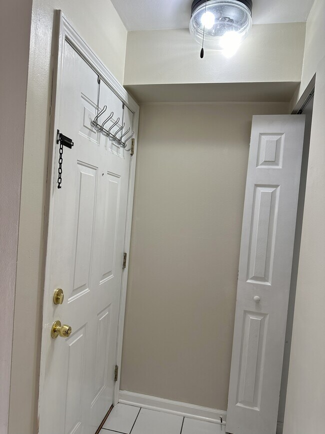 1900 Light Rd Unidad Light Rd Condo