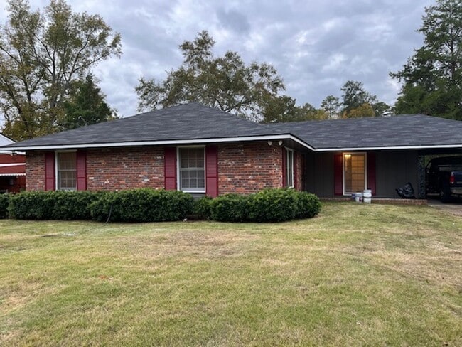 3 Bed 2 Bath 1 Carport - East Columbus - 3 Bed 2 Bath 1 Carport - East Columbus Casa
