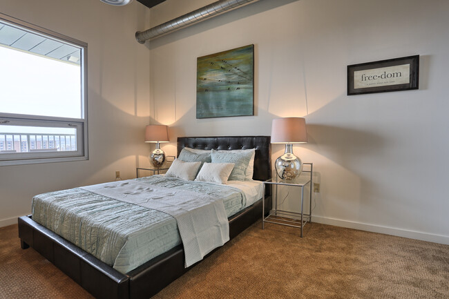 1BR, 1BA - Bedroom