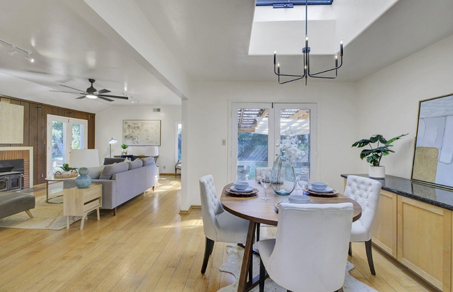 Photo - 1720 Humphrey Dr