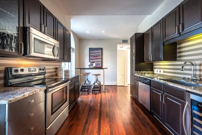 400 North Ervay