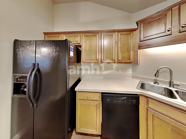 Photo - 343 Downing Creek Trail