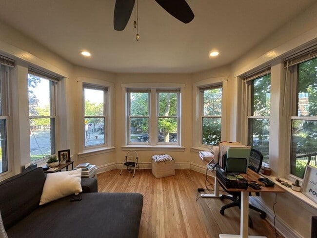 Photo - 1 bedroom in Chicago IL 60625 Unit 1