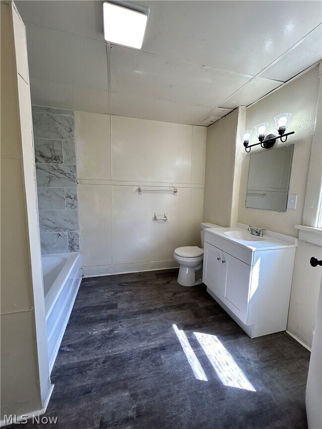 Photo - 1317 Plum St Unit Apt 2