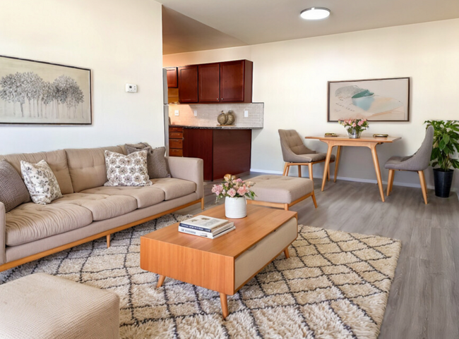 Photo - 5312 Justin Ct Apartment Unit 102