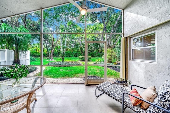 Photo - 7638 Charing Cross Ln