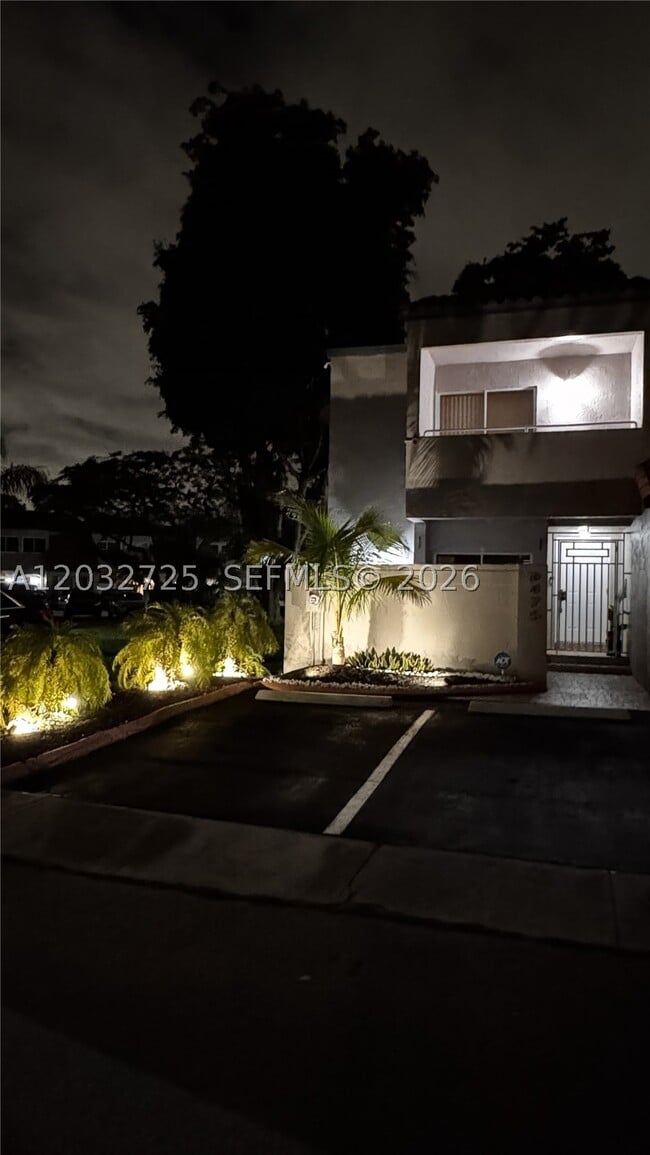 6475 SW 129th Ave