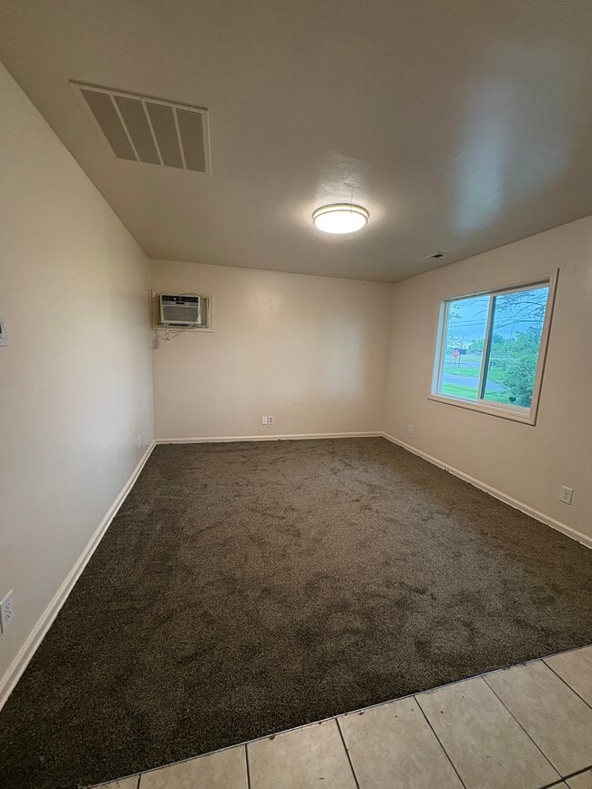 Photo - 4425 Thompson Dr