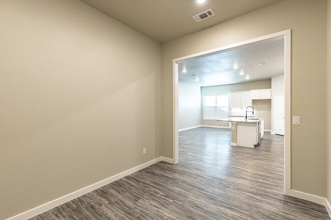 Photo - Beautiful 4 bed 3 bath home