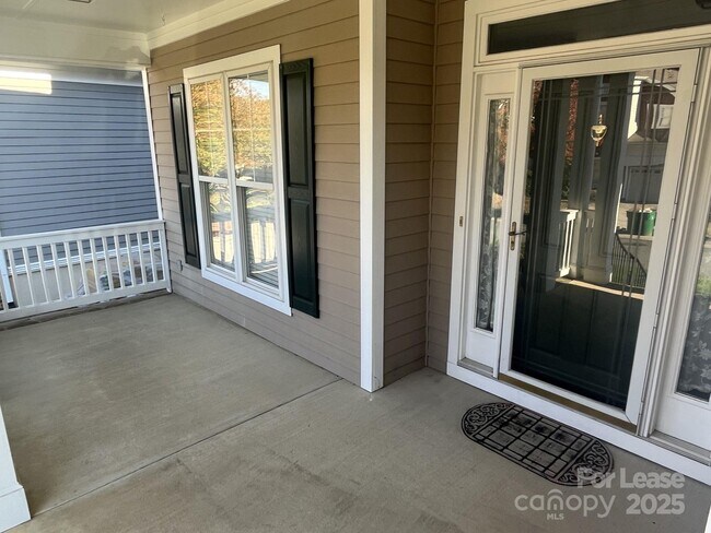 Photo - 3044 Parker Green Trail