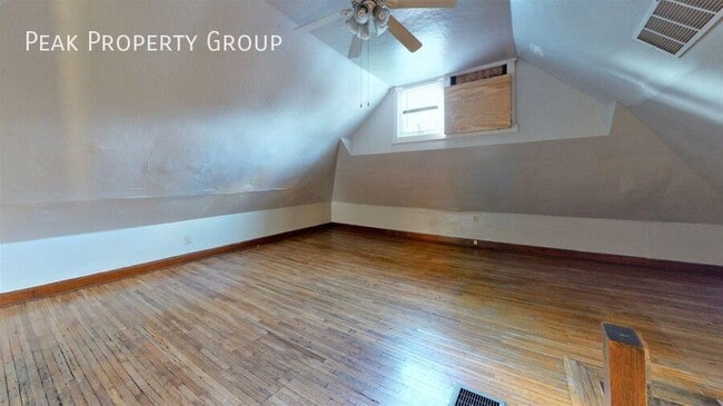 Photo - 196 W 8th Ave