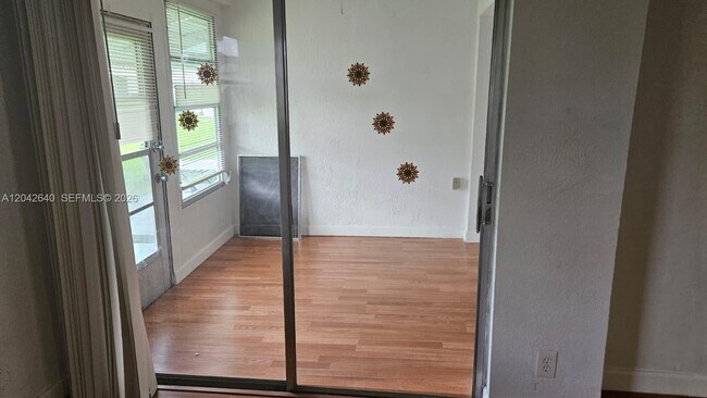 Photo - 8555 NW 10th St Unidad B106