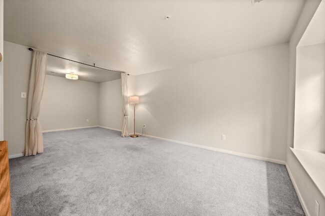 Photo - 1408 Black Walnut Dr