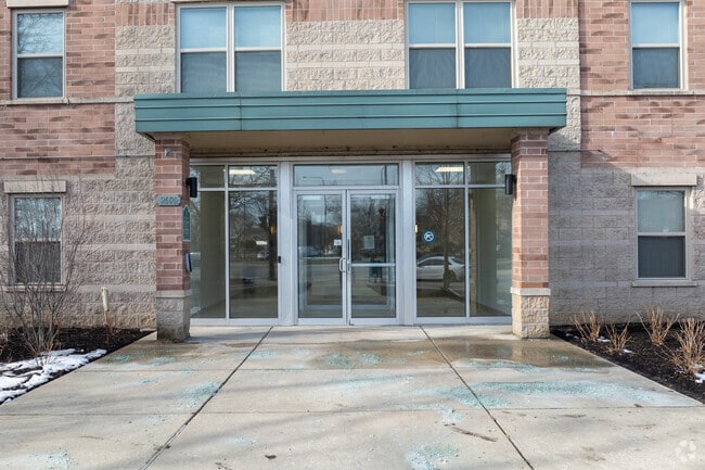 Entrance - South Park Plaza