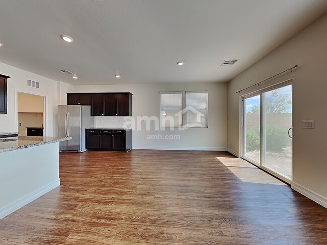 Photo - 1501 Golden Hour Ave