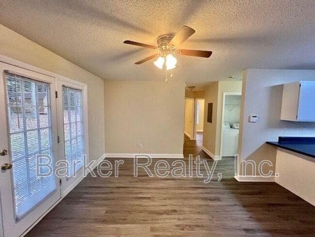 Photo - 1401 E Lenoir St