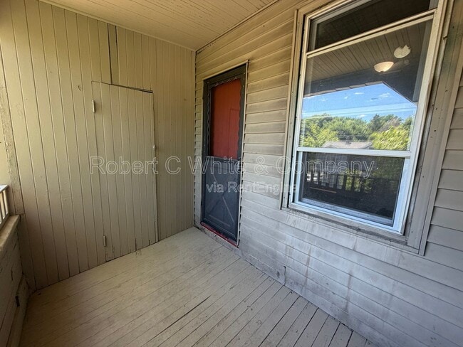 Photo - 179 Maple St Unidad 3