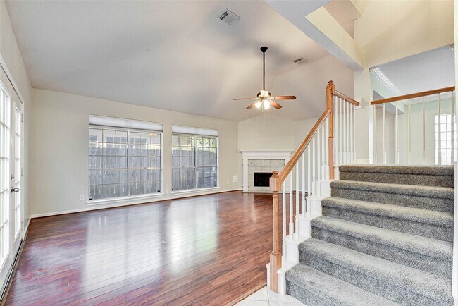5811 White Hart Run