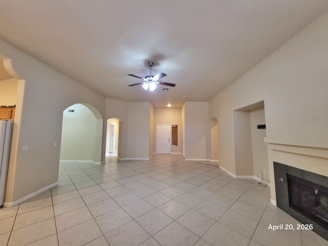 Photo - 9045 San Marin St