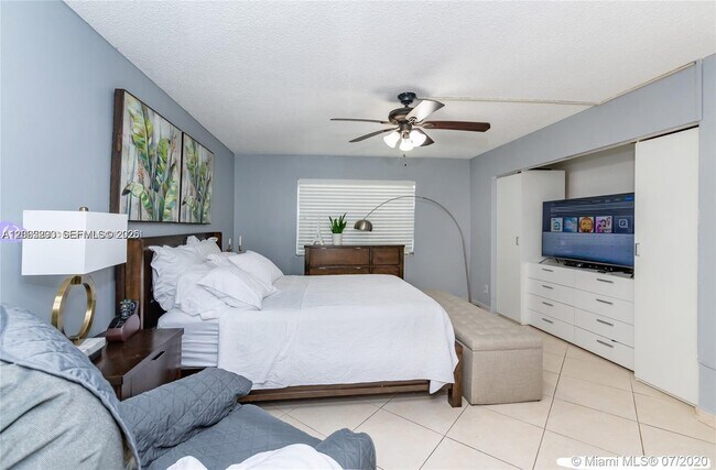 Photo - 8405 NW 8th St Unidad 206