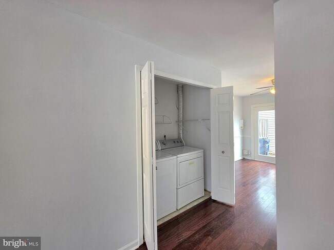 Photo - 6539 Old Carriage Ln