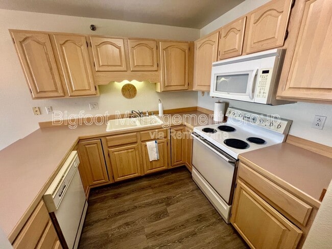 Photo - 1701 Prospect Ave Apartment Unit 3f