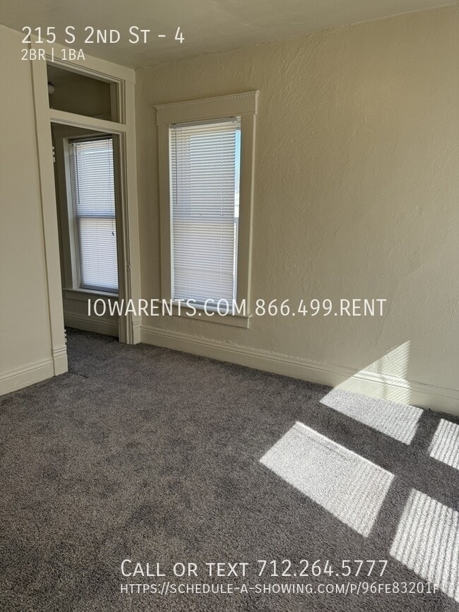 Building Photo - 215 S 2nd St Unit 4
