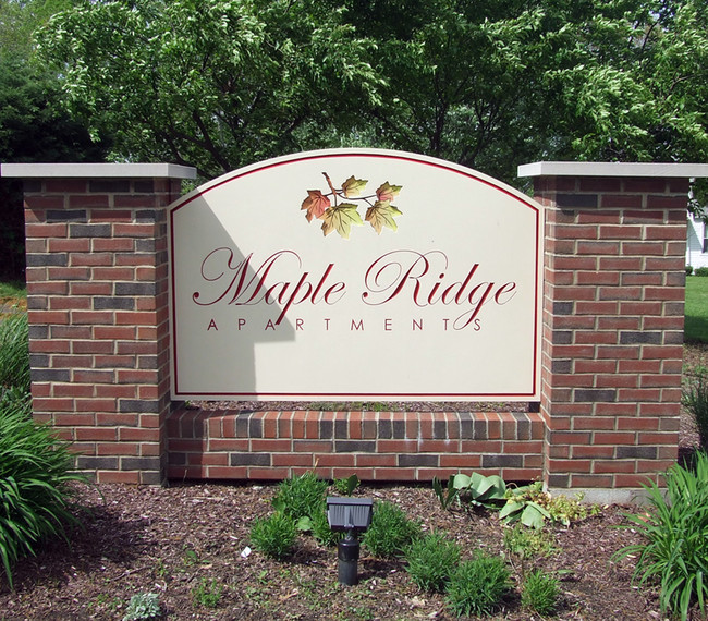 Maple Ridge Apartments - Maple Ridge Apartments