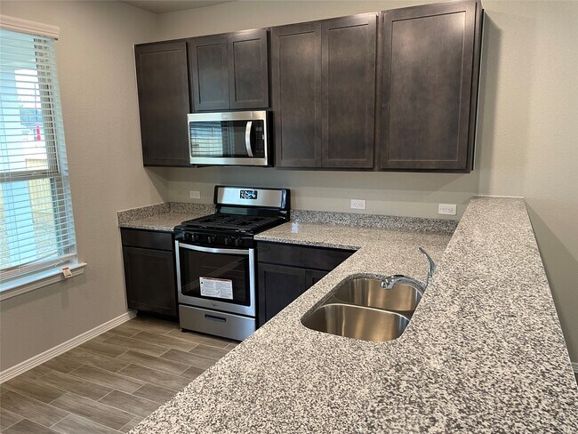 Photo - 822 Redinger Ridge Dr