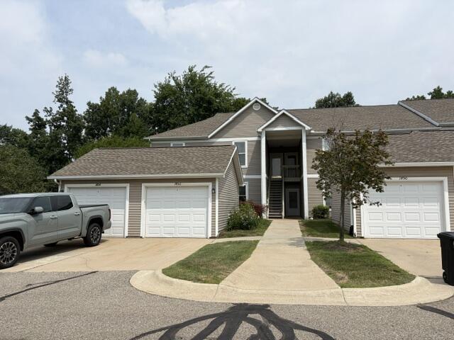 Building Photo - 1452 Fox Pointe Cir
