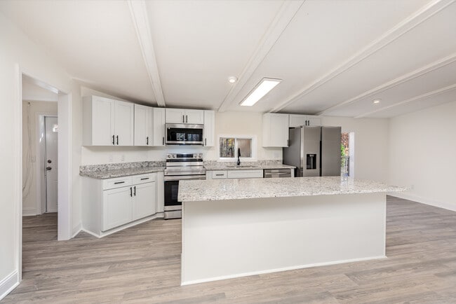 Photo - 130 Old Lowesville Rd