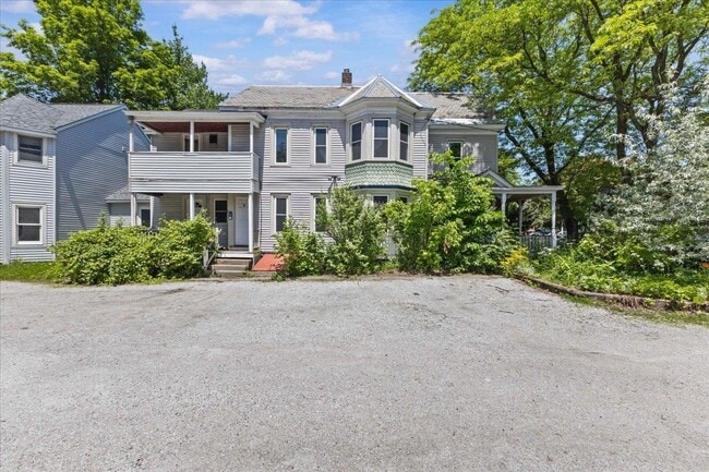 21 Hyde St Unit 2