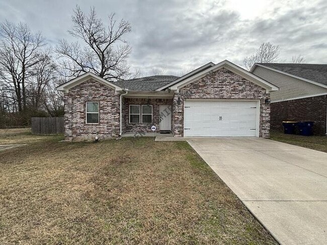 Building Photo - 30 Woodhaven Dr