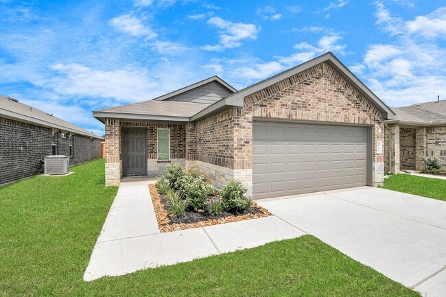 Building Photo - 24430 Elmwood Falls Dr