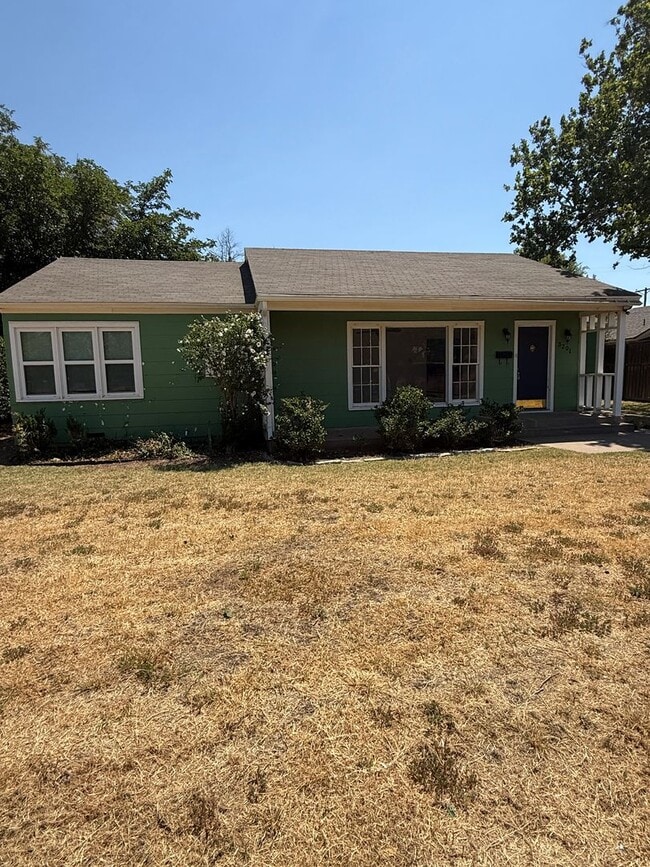 Photo - Pre Leasing for Fall 2026! 3/2 in Tech Terrace