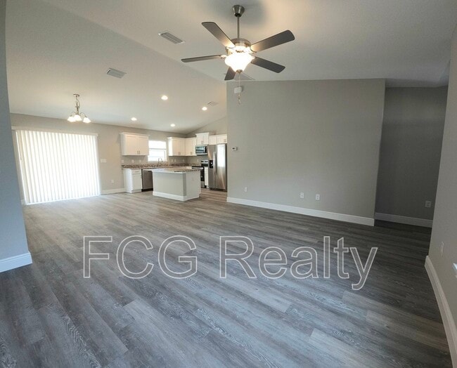 Photo - 7236 N Glenridge Cir