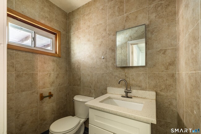 Photo - 92 Herkimer St