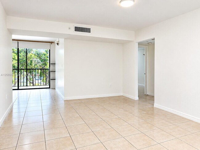 Photo - 8700 SW 133rd Avenue Rd Unit 312