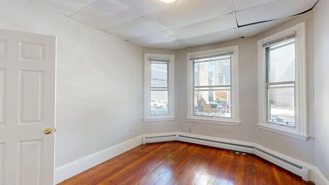 Photo - 346 Chelsea St Unidad 1