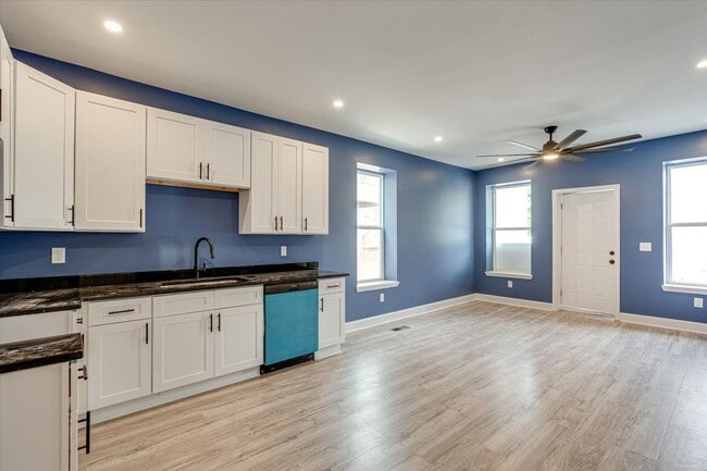 Photo - 1605 Dodds Ave Unidad 1605 Dodds Ave Apt 102