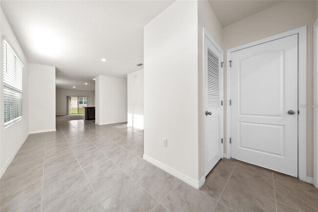 2667 Swooping Sparrow Dr