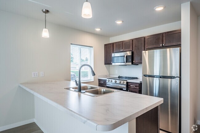 2BR, 1BA - 989SF - Kitchen - The Arnie Apartments