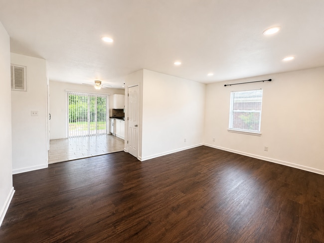 Photo - Charming 3-Bedroom Home in the Heart of Clarksville!