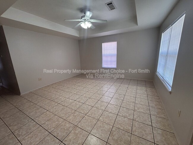 Photo - 1857 Brazil Ave