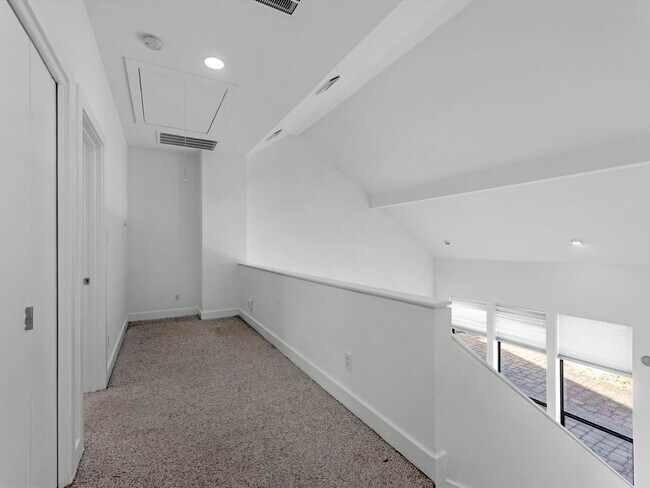 Photo - 4421 Eigel St